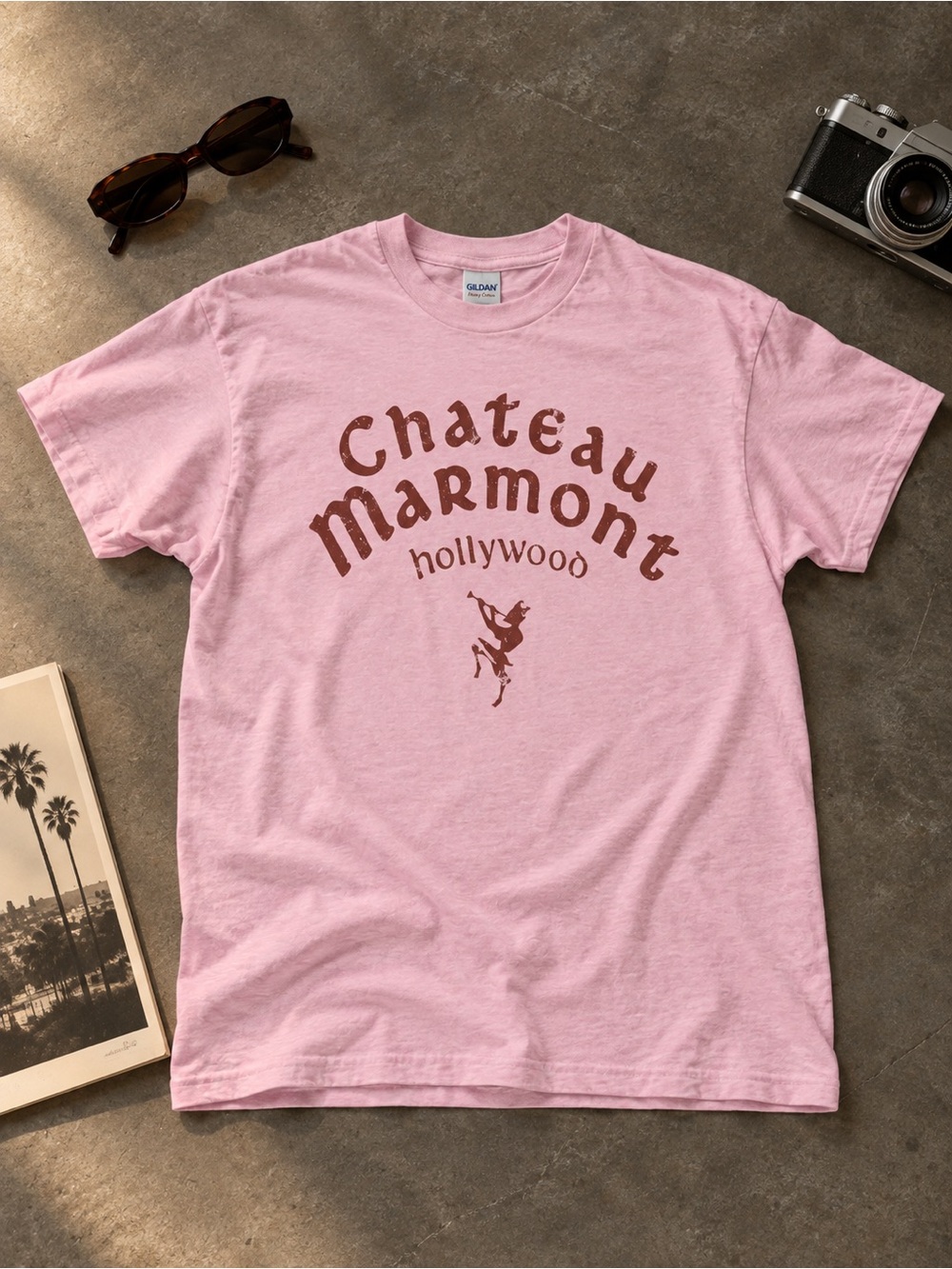 Gildan Pink Chateau Marmont Hollywood Shirt California Mascot Graphic Tee